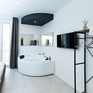 Double Room Spa Bath
